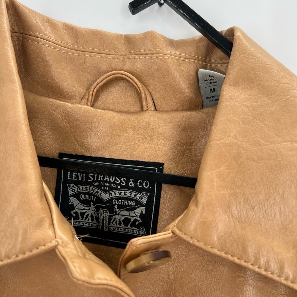 Levi’s Faux Leather Vintage Relaxed Oversized 90’s Inspired Blazer Jacket - Picture 4 of 6